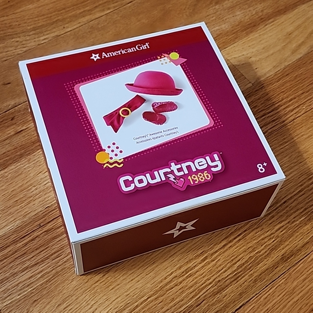 American Girl Courtney Accessories